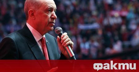 Турският президент Реджеп Тайип Ердоган заяви че конституционната поправка която