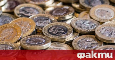 Банкнотите с лика на починалата вчера британска кралица Елизабет остават