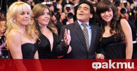 Дъщерята на Диего Марадона Далма избухна публично срещу антуража на