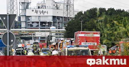 Голяма експлозия избухна в химически завод в Германия съобщи Ди