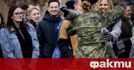 Кралицата на Нидерландия Максима скоро ще започне военната си служба