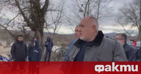 Премиерът Бойко Борисов пристигна край хаджидимовското с Блатска за да