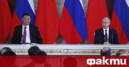 Руският президент Владимир Путин поздрави китайския президент Си Дзинпин по