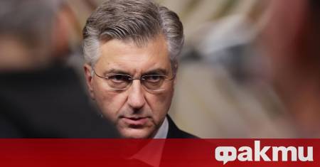 Украйна не трябва да поставя дори капка мастило върху документ