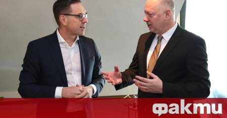 Възможностите за партньорства в изграждането на европейска информационна инфраструктура и