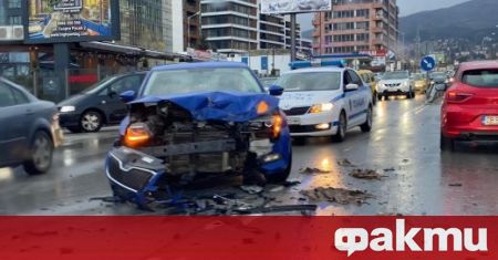 Тежка катастрофа е станала на бул Симеоновско шосе в София