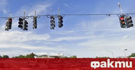 В един иновативен и доста хитър опит да овладеят епидемията