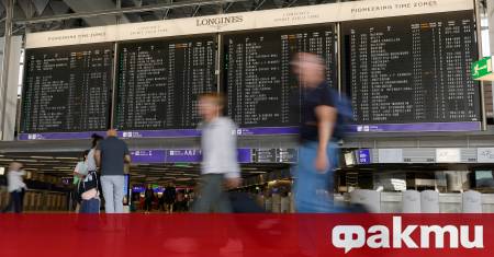 Пенсионирането на служители от системно важни професии през следващите десет