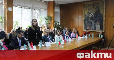 На 13 ноември 2025 г Университетът по библиотекознание и информационни