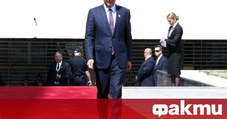 Президентът на Косово Хашим Тачи обяви, че се оттегля от