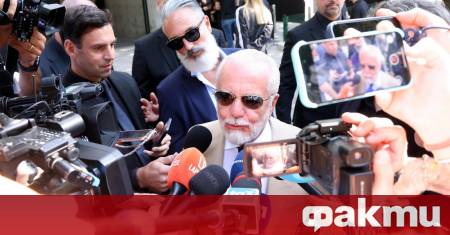 Президентът на Наполи Аурелио Де Лаурентис изрази увереност че настоящият