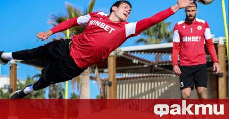 Вратарят на ЦСКА Фьодор Лапоухов ще посрещне 2026 година като