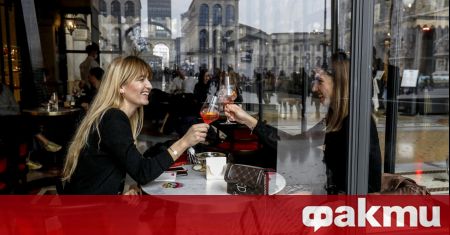 Персоналът и собствениците на барове и ресторанти в Италия излязоха