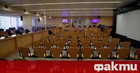 Днес започна дело за корупция срещу испанската Народна партия съобщи