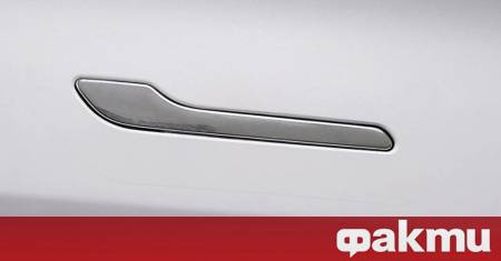 Tesla преработва своите характерни вградени дръжки на вратите в отговор