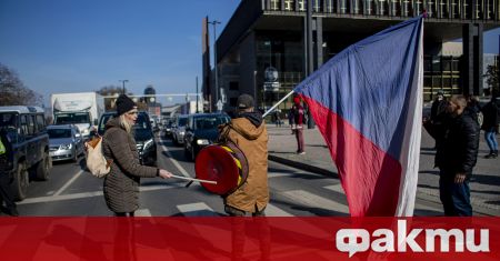 Посолството на Чехия в Русия освободи голям брой от своите