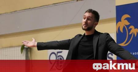 Синът на известния баскетболен треньор Тити Папазов Александър Папазов