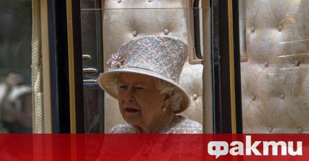 Британската кралица Елизабет Втора се върна към изпълнението на кралските
