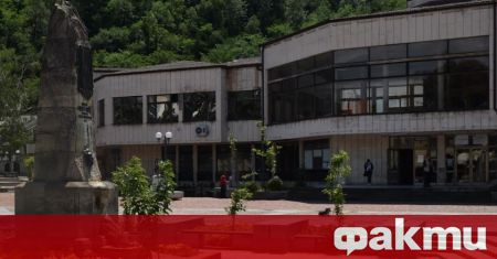 Община Ловеч подписа договор за извършване на СМР с фирмата