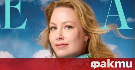 Съпругата на премиера Кирил Петков Линда изгрява на корицата