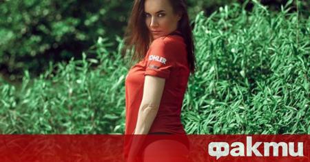 Най сексапилната фенка на Манчестър Юнайтед Катрина Мария отпразнува победата на