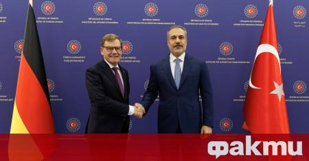 Външните министри на Турция и Германия Хакан Фидан и Йохан