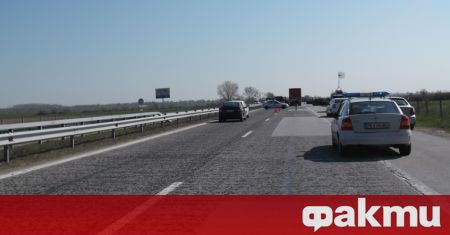 Два тежкотоварни автомобила са се ударили на автомагистрала Тракия, съобщиха