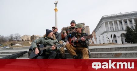 Все повече жители на Киев се връщат в града въпреки