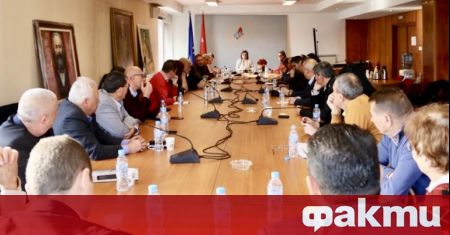 Кметове на БСП обсъдиха с ръководството на партията належащите проблеми