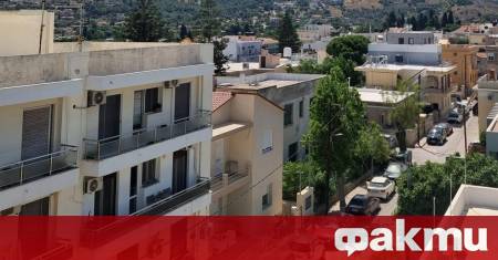 Агенцията по приходите в Гърция започва проверки на чужденците които