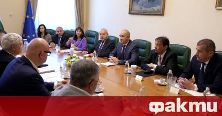 Правителството работи за изсветляване на процесите в икономиката за насърчаване