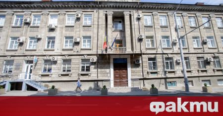 Молдовският Конституционен съд ще разгледа правното основание на парламентарен декрет