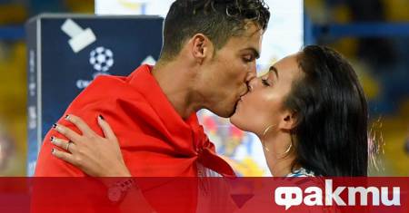 Звездата на Ал Насър и португалския национален отбор Кристиано Роналдо