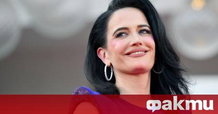 Снимките на хитовия сериал Уензди са били временно преустановени след