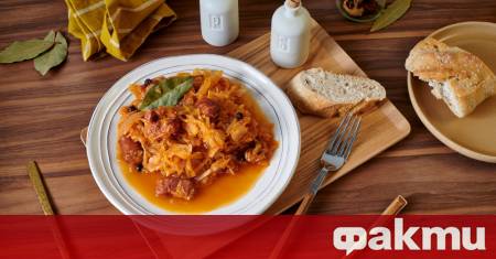 Необходими продукти 3 л вода 1 кг кисело зеле –