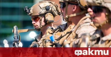 Реза Пахлави синът на иранския шах който беше свален от