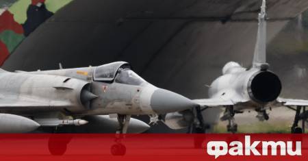 Някои китайски интернет потребители призовават за светкавичен удар като този