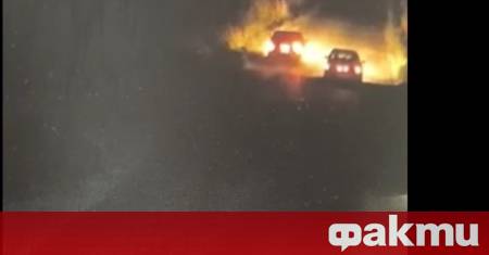 След получен сигнал за гонка между два автомобила BMW на