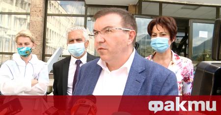 Здравният министър Костадин Ангелов ще предложи удължаване на извънредната епидемична