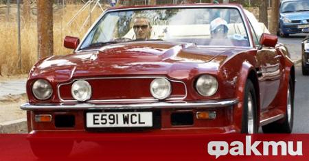 Aston Martin V8 Vantage Volante принадлежал на футболиста Дейвид Бекъм