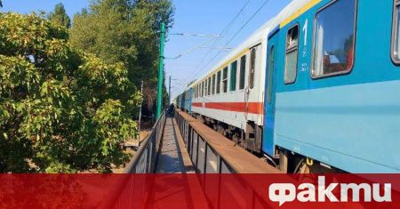 Мъж се е самоубил лягайки пред влак в Пловдив научи