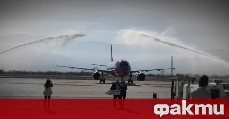 С водна дъга бе посрещнат първият полет на Летище Пловдив