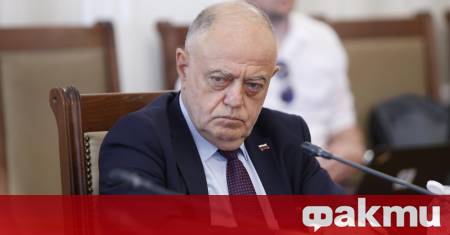 Заместник председателят на Народното събрание и народен представител от Демократична