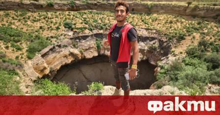 Известният алпинист и акробат Ал Кака бин Антар популярен като