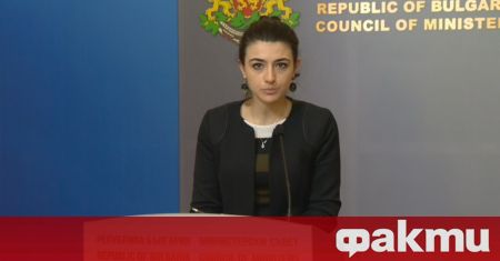Началникът на кабинета на Кирил Петков Лена Бориславова даде
