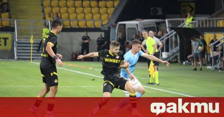 Вместо очаквания сблъсък с Левски отборът на Ботев Пловдив ще