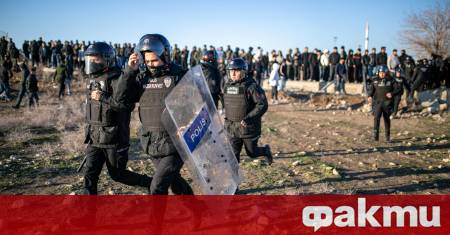 Дрон с неустановен произход се разби в жилищен район в