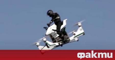 Изпитание на летящ мотоциклет Scorpion 3 на дубайската полиция завърши със