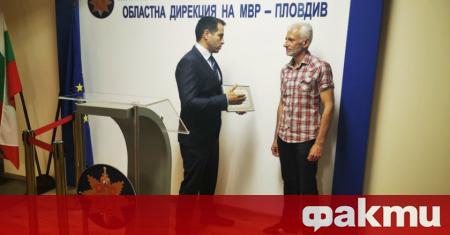 56-годишният Иван Женков получи почетна грамота от полицията в Пловдив
