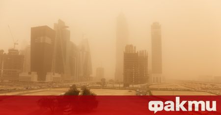 Пясъчна буря връхлетя днес столицата Рияд и други райони в